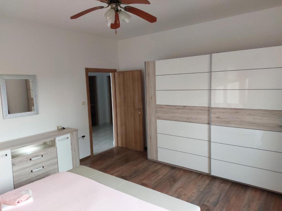 Apartments Baksa กานฟานาร์ ภายนอก รูปภาพ