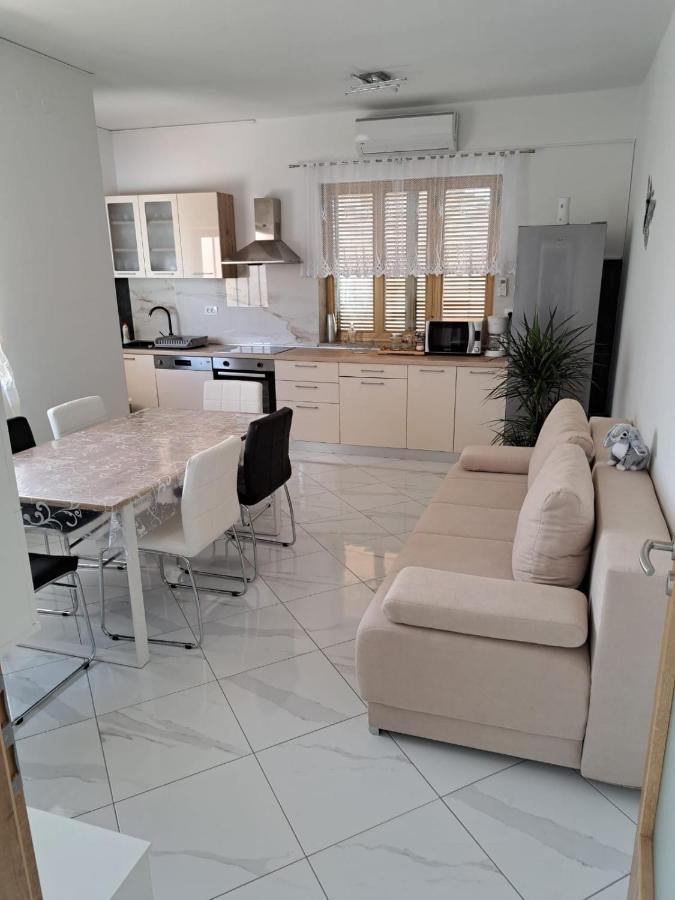 Apartments Baksa กานฟานาร์ ภายนอก รูปภาพ