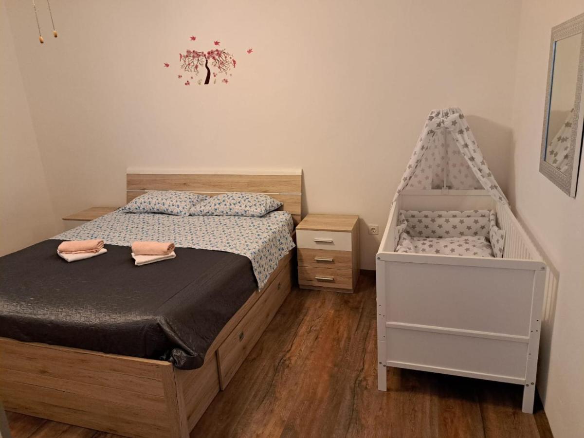 Apartments Baksa กานฟานาร์ ภายนอก รูปภาพ